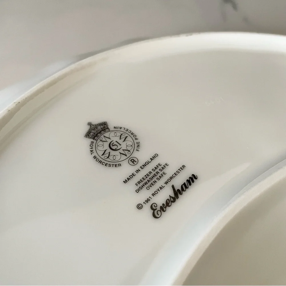 Shell Crudité Serving Platter Dish - Evesham by Royal Worcester